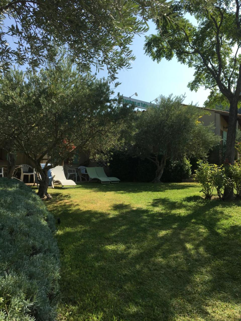Bed and Breakfast Le Grand Jardin Lafare Екстер'єр фото